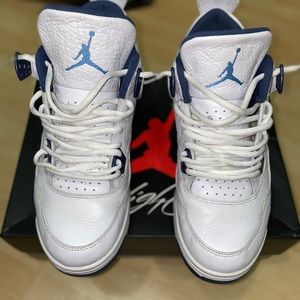 Jordan 4 “Columbia” (2015)